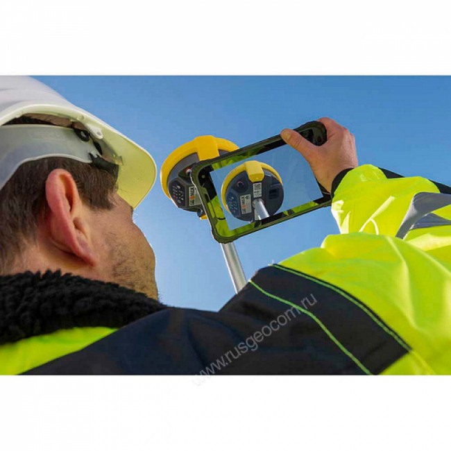 GNSS-приемник GeoMax Zenith40 Rover (GSM) xPad Ultimate GO